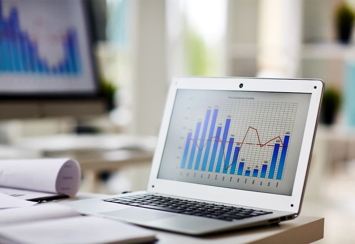 بهبود عملکرد صندوقهای سهامی با کاهش تلاطمات بورسی