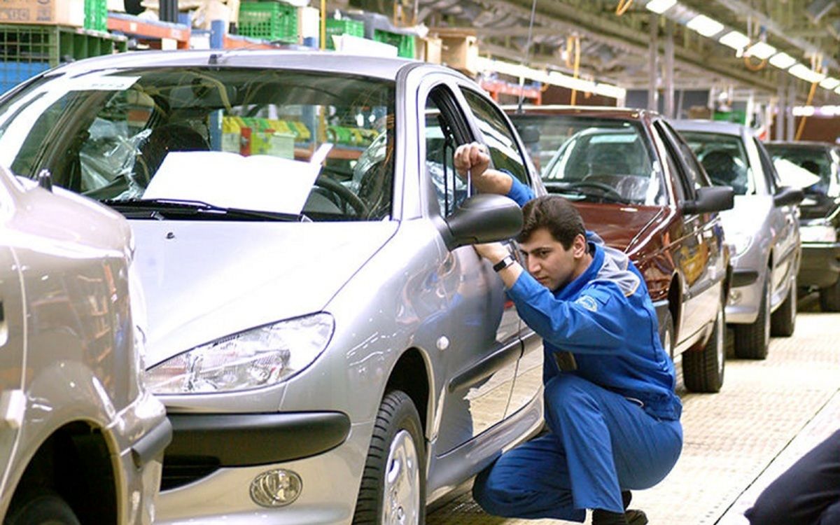 درآمد ایرانخودرو از فروش خودرو بیکیفیت است!