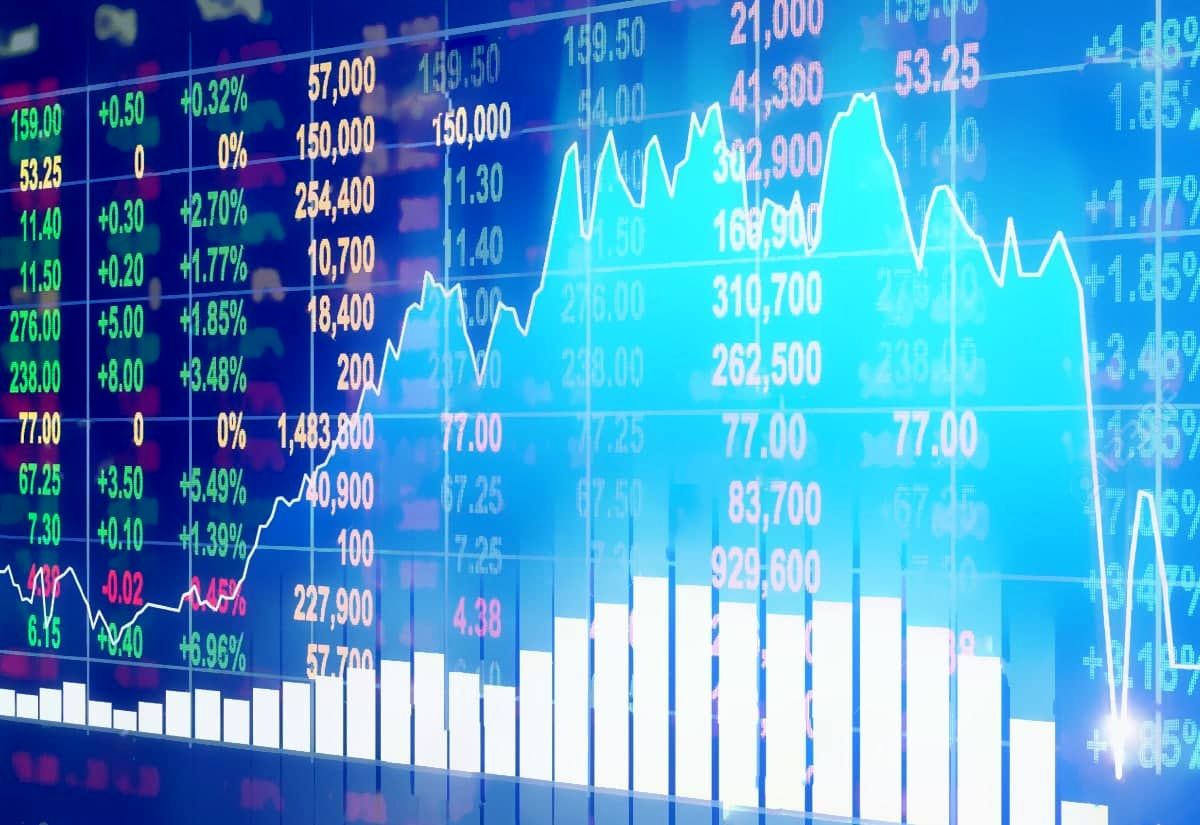 رشد آرام ارزش معاملات همراه با بهبود روند بورس/ شاخص کل به مسیر صعودی خود ادامه میدهد؟