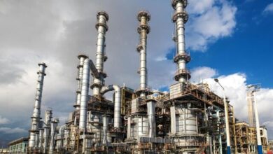 ستاد اجرایی فرمان امام (ره) ۲۰ میلیارد دلار در صنعت نفت سرمایهگذاری میکند