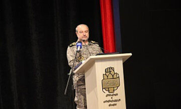 ضرورت استفاده از تجربه دفاع مقدس در گام دوم انقلاب/ نقش مردم از مهمترین عوامل پیروزی در دفاع مقدس بود