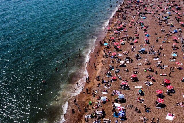 هوای گرم عامل افزایش هزینههای تابستانی بریتانیا شد