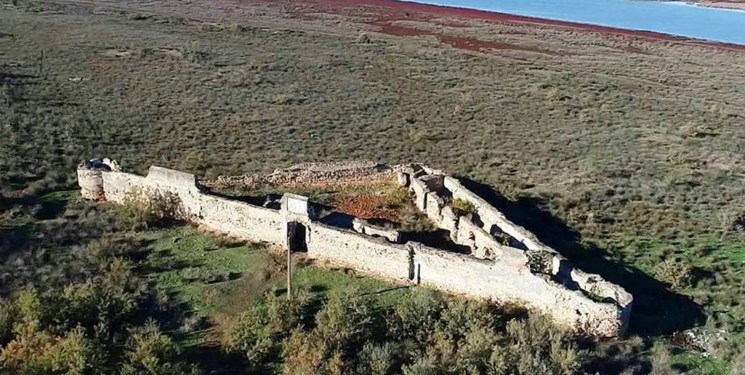 آغاز مرمت قلعه روسها در آشوراده