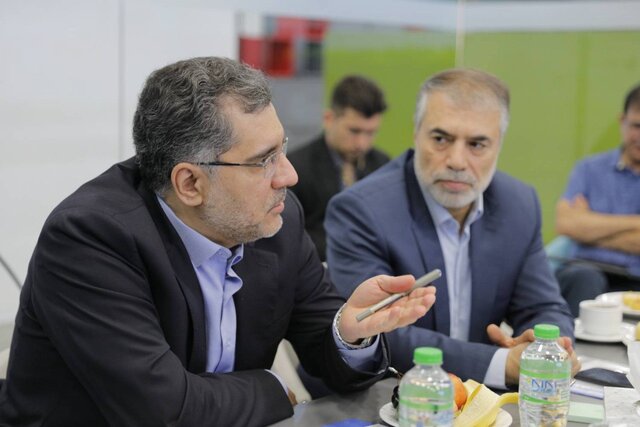 آمادگی صندوق نوآوری برای حمایت از دانشبنیانهای کارخانه نوآوری «آمپر»