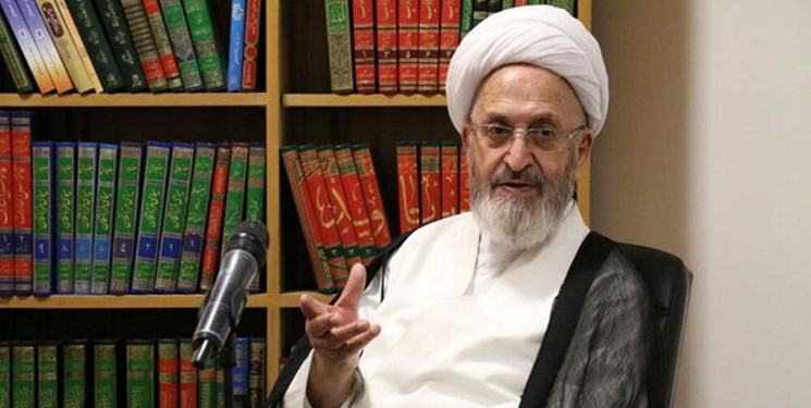 آیتالله سبحانی: بزرگان اسلام از تکرار اهانت به قرآن کریم جلوگیری کنند