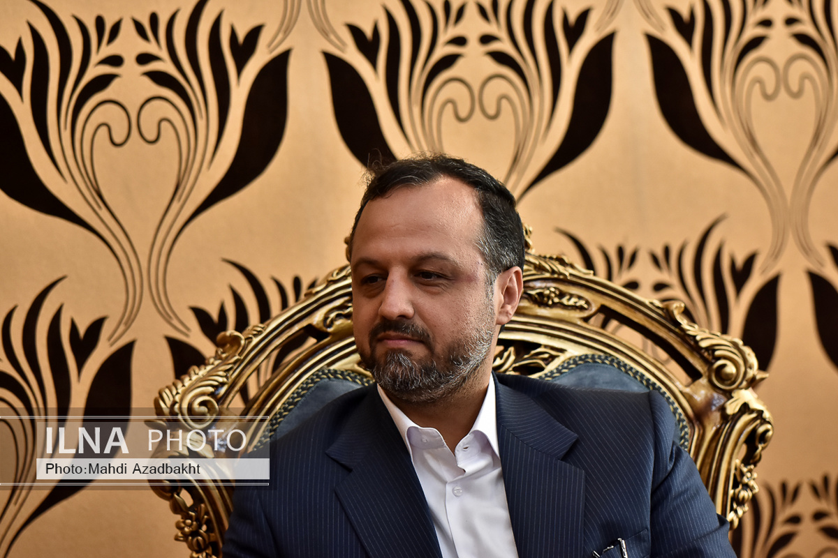 از تاریکخانه خردهفروشی اموال تملیکی خارج شدیم/ وام ۲۰۰ میلیون تومانی مستأجران به تایید شورای نگهبان نرسید