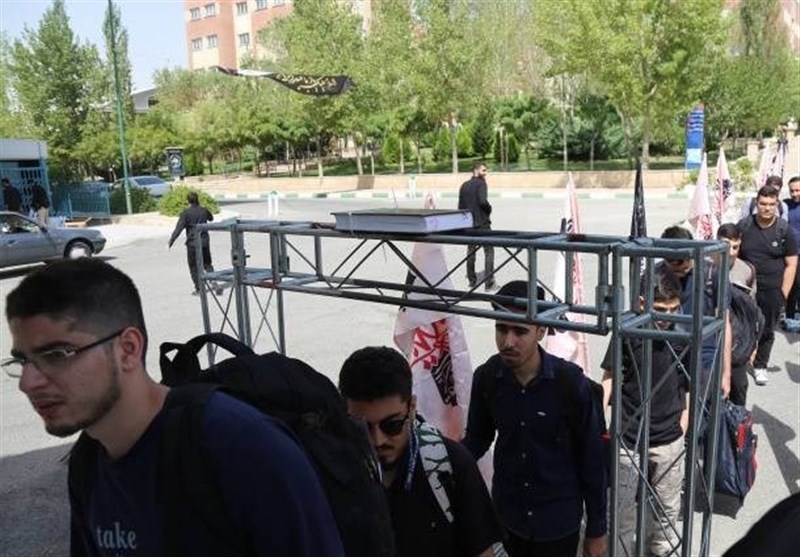 اعزام کاروان دانشجویی دانشگاه علامه طباطبایی به راهپیمایی اربعین