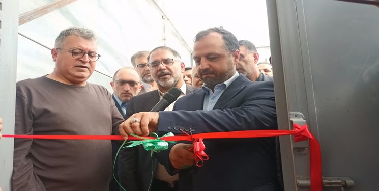 افتتاح گلخانه هیدروپونیک و طرح توسعه «آرابرد» خرمآباد