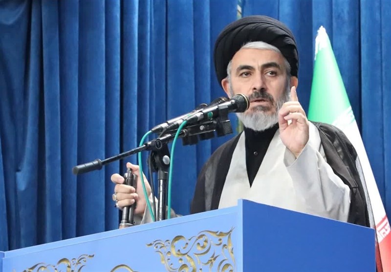 امام جمعه ارومیه: پیادهروی اربعین موجب تقویت مسیر انقلاب اسلامی است