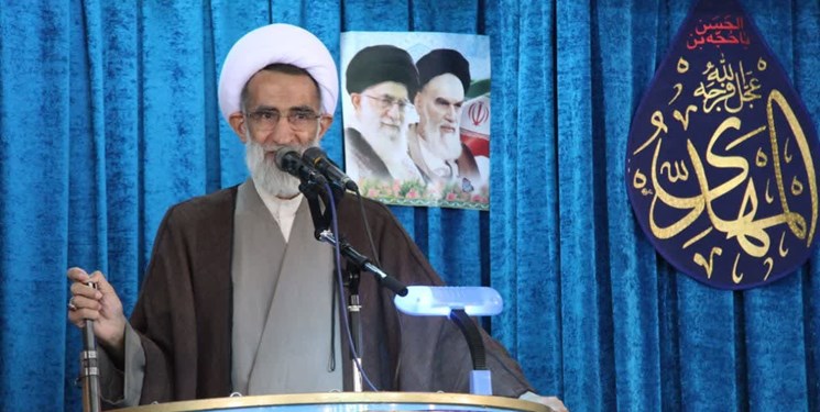 امام جمعه شهرکرد: مجلس کیفی و نخبگانی از ضرورتهای کشور است