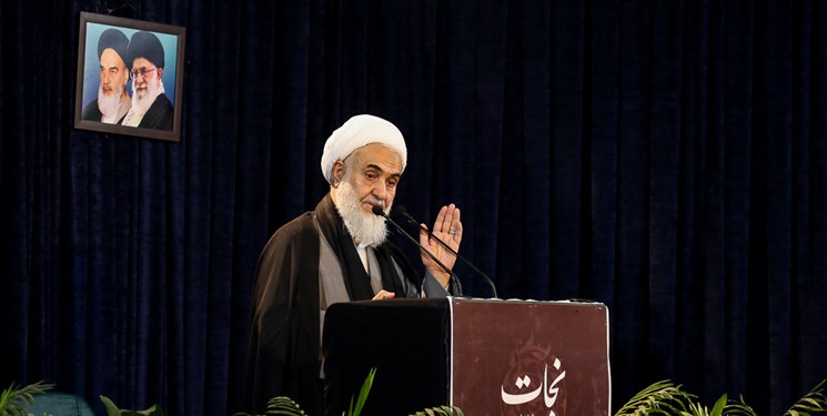 امام جمعه قزوین: هر چه در جبهه مقاومت اسلامی قوت بگیریم دشمنان بیشتر به انزوا میروند