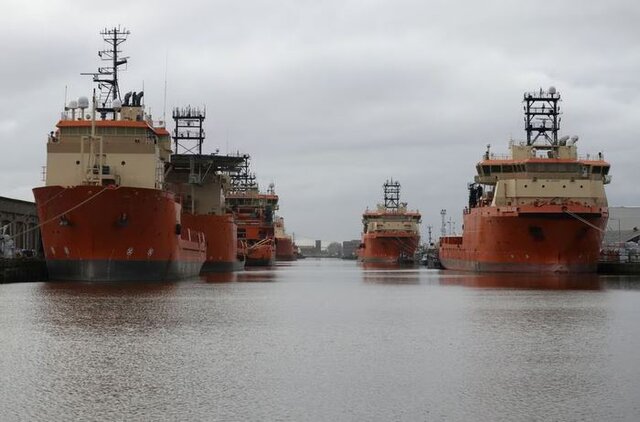 انگلیس صدها مجوز استخراج نفت و گاز صادر میکند