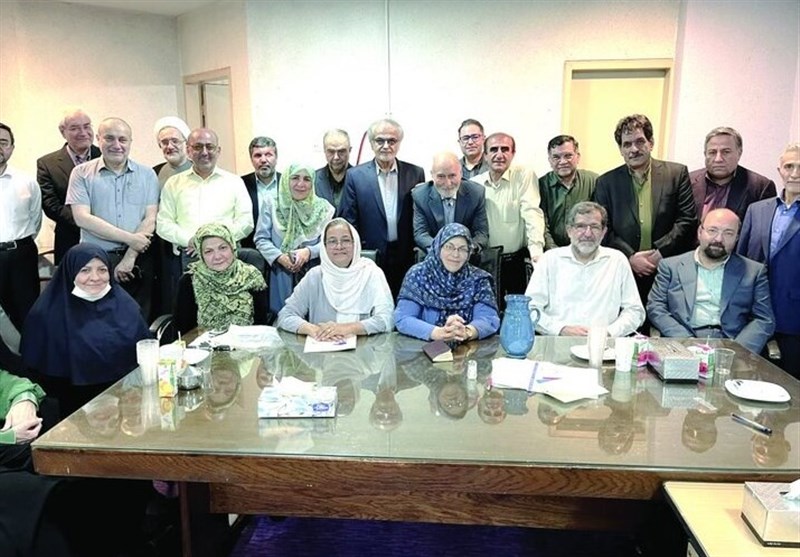 «اپورتونیسم بینقاب»؛ نگاهی به راهبرد اصلاحطلبان رادیکال برای انتخابات مجلس