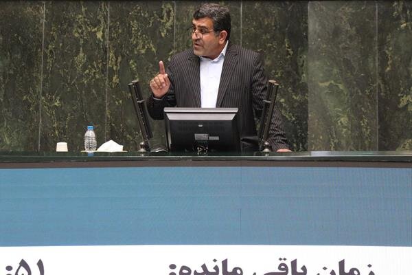 بابایی کارنامی: زیرساختهای اینترنت در کشور رو به فرسودگی است