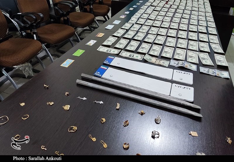 باند سارقان طلا و ارز در استان کرمان شناسایی و منهدم شد +تصویر