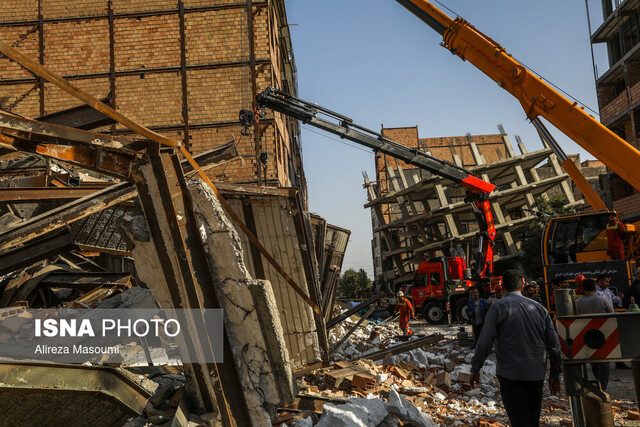 برخی سازههای غیرمجاز گزارش نمیشود