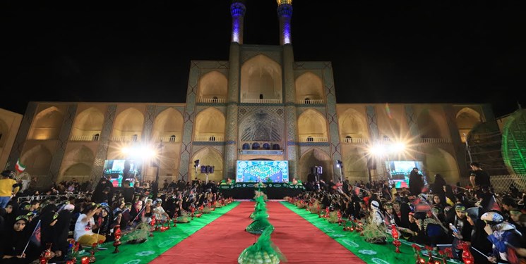 برپایی بزرگترین سفره حضرت رقیه(س) در یزد+ عکس