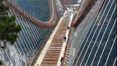 بزرگترین پل شیشهای معلق ایران در روستای «نگل» سنندج احداث شد