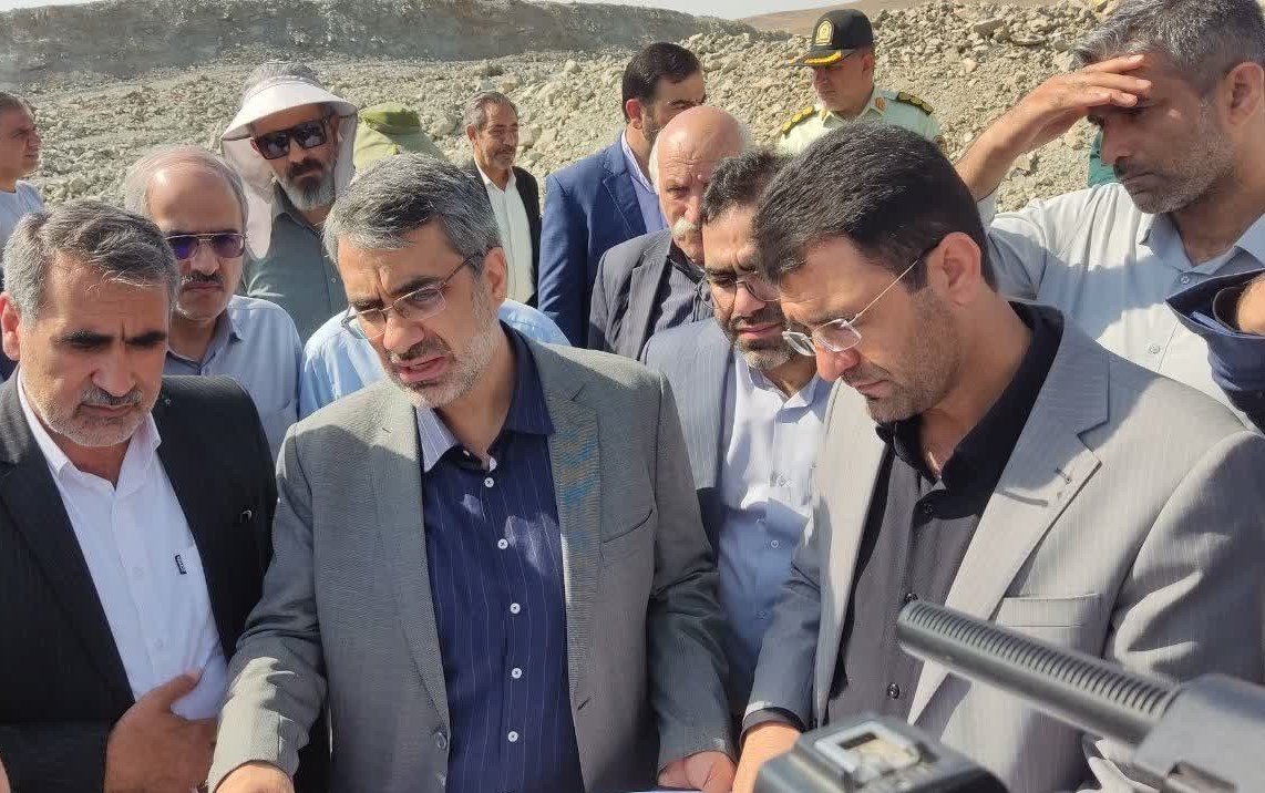 تأمین ۳۴ هزار هکتار زمین برای نهضت ملی مسکن/ ساخت ۴ میلیون واحد مسکونی تکلیف قانونی است