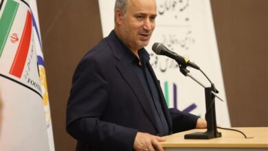 تاج: فدراسیون فوتبال برای بهسازی چمن استادیوم ولایت سمنان کمک میکند