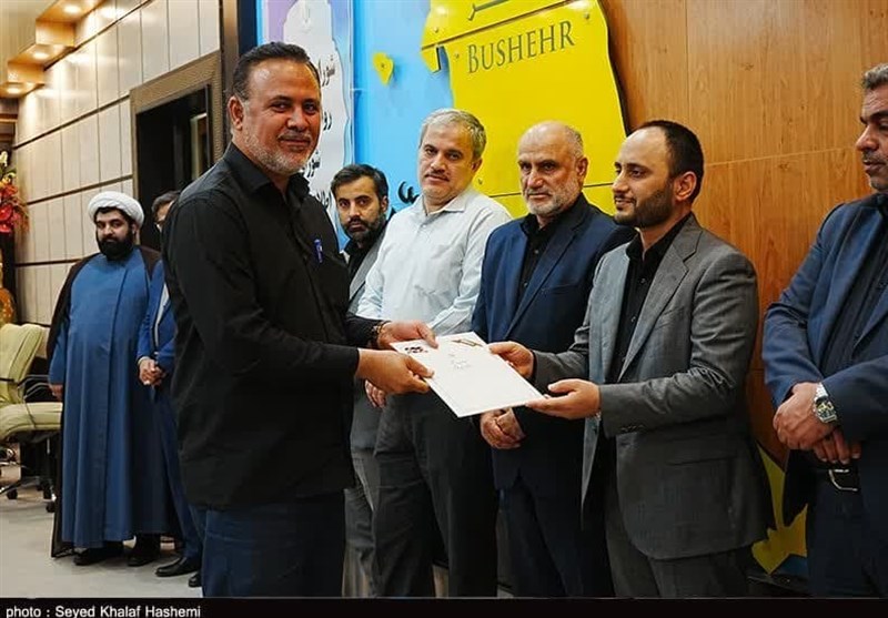 تجلیل از برترین جشنواره رسانهای فجر استان بوشهر + تصاویر