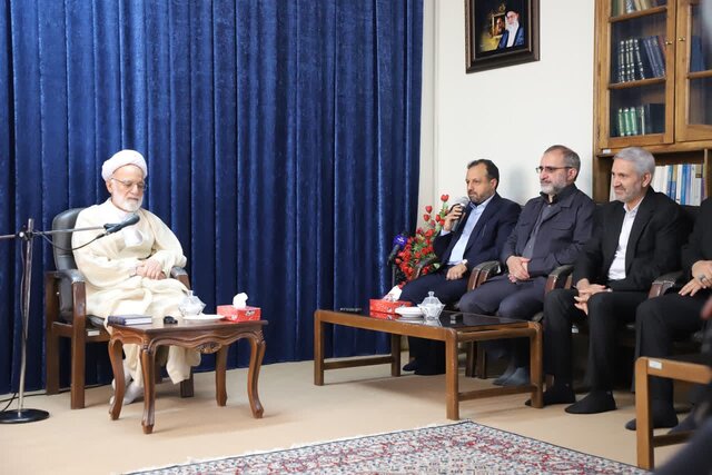 تمرکز دولت در حوزه اقتصاد بر جبران عقب ماندگیها است