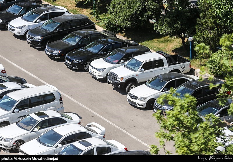 توقیف ۸۷۷ خودرو با تخلفات رانندگی در چهارمحال و بختیاری