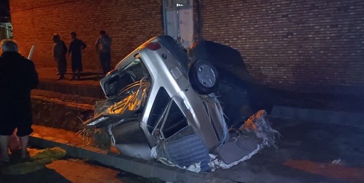 خسارت سیل تابستانه به منازل و خودروها در اهر+ فیلمها