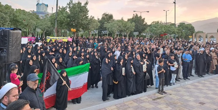 خیزش اراکیها در اعتراض به بیحرمتی روز تاسوعا و اهانت به خانواده معظم شهدا