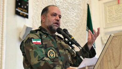 دستار وزیر دفاع: صدها شهر موشکی داریم/ اغاز ساخت هواپیمای ۱۰۰ نفره