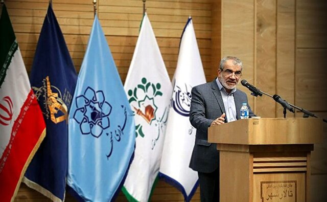 دشمن میخواهد در زمان انتخابات به جمهوری اسلامی ضربه بزند