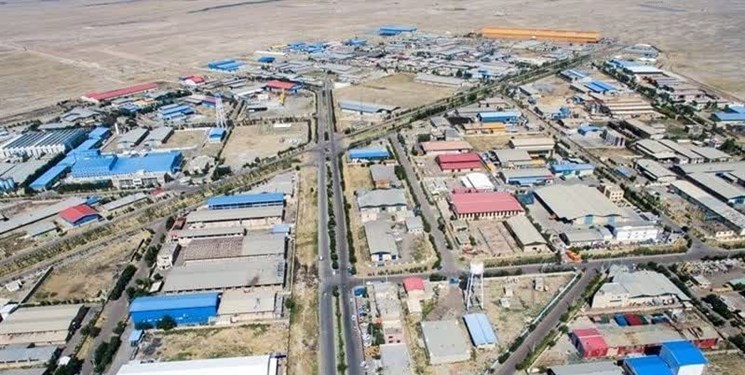 رفع مشکل 12 واحد صنعتی چهارمحال و بختیاری با بهرهگیری از پایاننامههای دانشگاهی