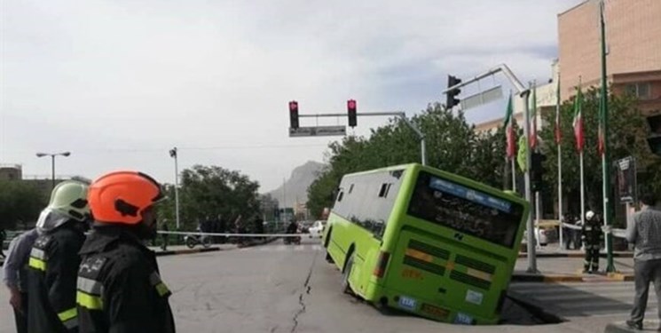 سخنگوی کمیسیون کشاورزی مجلس: فرونشست زمین متولی مشخصی ندارد