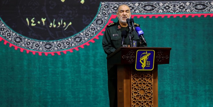 سرلشکر سلامی: دشمن در یک بنبست راهبردی قرار گرفته است