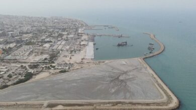 طرح توسعه بندر و لایروبی حوضچه بهمن قشم به بهرهبرداری میرسد