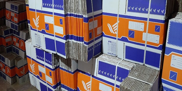 عجیبترین شیوه جابجایی مواد مخدر با پست 19 کیلو تریاک و شیشه به مقصد کرمانشاه