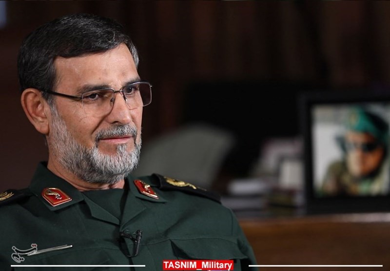 فرمانده نیروی دریایی سپاه: قلم و دوربین خبرنگاران کمتر از سلاح رزمندگان نیست