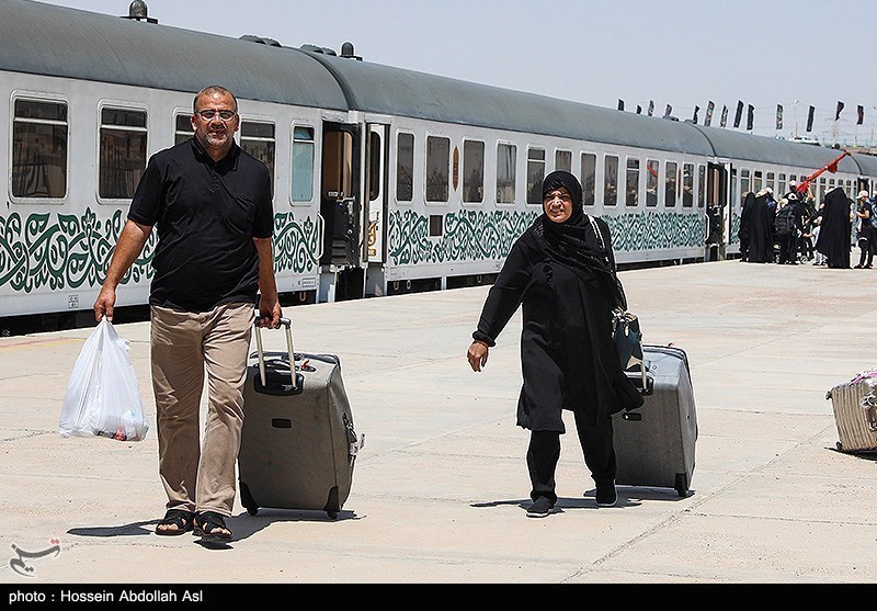 قطار فوقالعاده تهران-کرمانشاه-تهران راهاندازی شد