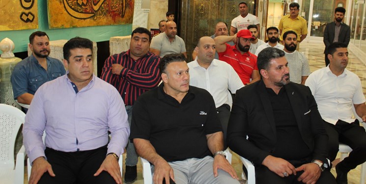 قویترین مردان ایران به زیارت حرم حضرت معصومه(س) مشرف شدند +تصویر