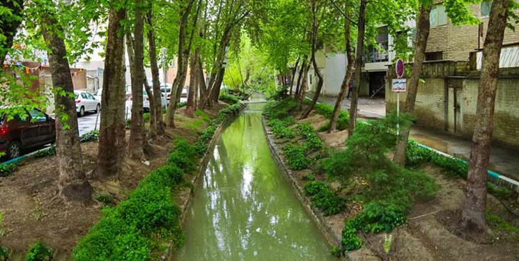 مادی، شبکه سازهای تاریخی و منحصر بفرد