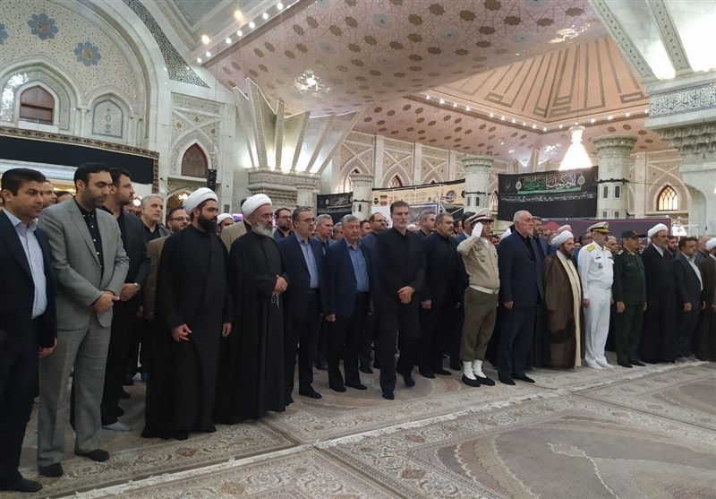 مدیران استان تهران با آرمانهای امام (ره) تجدید میثاق کردند + تصویر