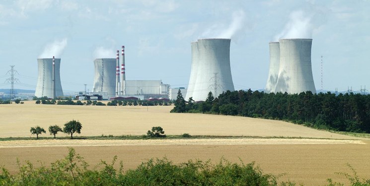 مقایسه ظرفیت نیروگاهها در ایران و 10 کشور توسعه یافته برای پوشش اقتصاد