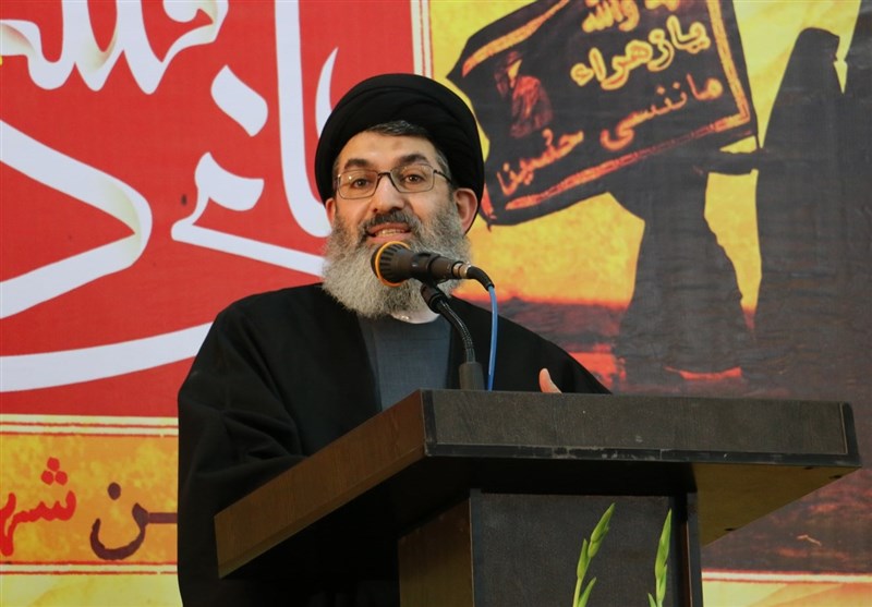 هاشم الحیدری: اربعین بدون دفاع از ولایتفقیه، اربعین سکولار است