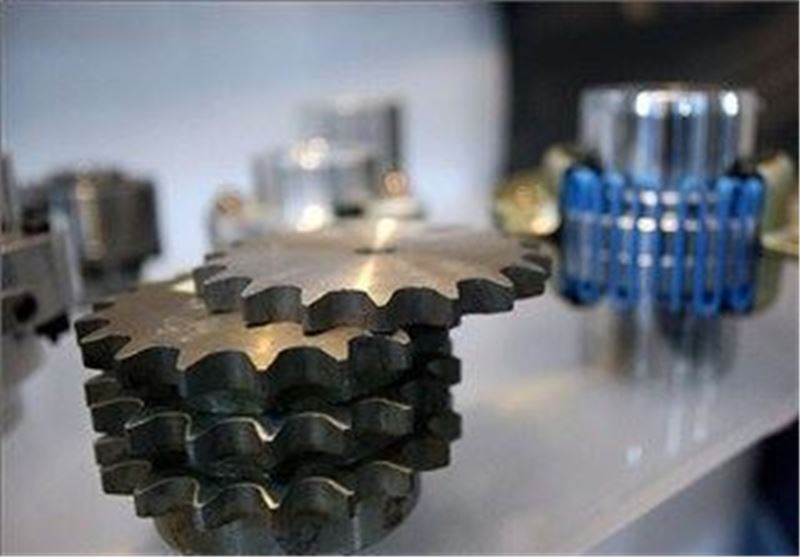 وابستگی به تجهیزات خارجی در صنعت نفت یک چهارم شد/ صادرات ۲ میلیون عدد تجهیزات نفتی به ونزوئلا