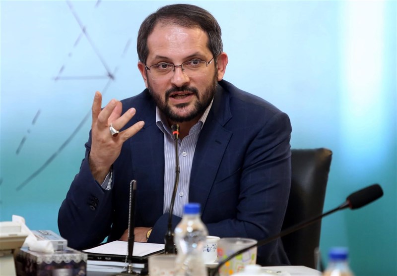 وابستگی دانشگاه آزاد به شهریه امسال ۷۸ درصد کاهش می یابد/ پایان همکاری دانشگاه با اساتید حق التدریس