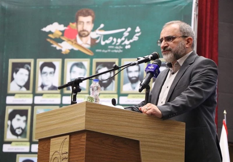 وعده استاندار مرکزی به خبرنگاران؛ آماده تخصیص امتیاز مسکن به خبرنگاران هستیم