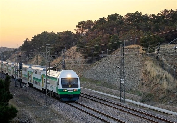 پنج پروژه قطار حومهای شهرهای جدید تکمیل و ساخته میشود