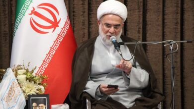 پورذهبی: باید نگاه “عاشقانه و دلسوزانه” به کتاب داشت