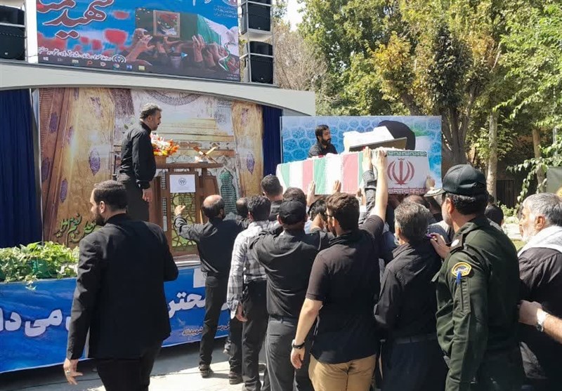 پیکر شهید گمنام در سازمان پژوهشهای علمی و صنعتی ایران آرام گرفت + تصاویر