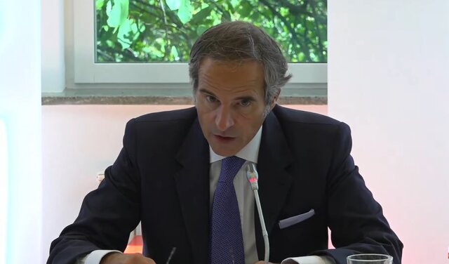 گروسی: به گفتوگوها با ایران ادامه میدهیم